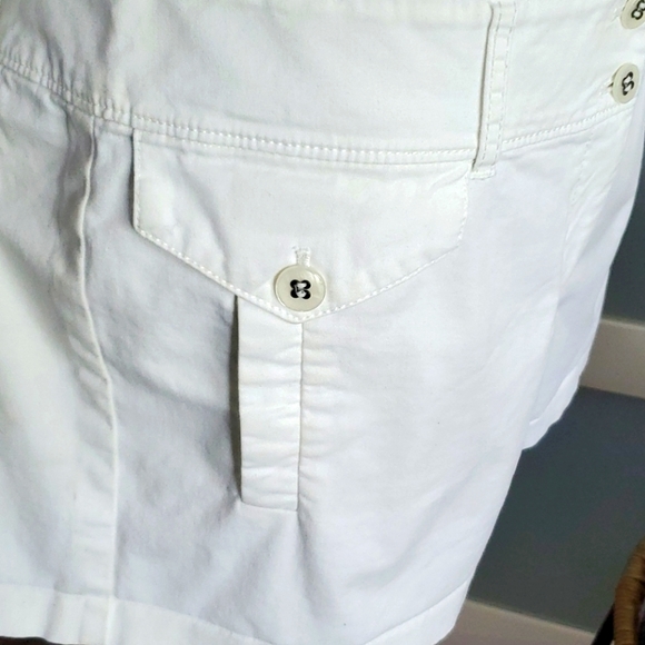 New York & company shorts like new condition - Picture 4 of 7